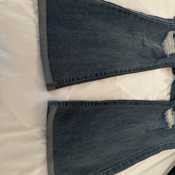 I’ll see ya there flare jeans- Medium Blue wash - Picture 5 of 6